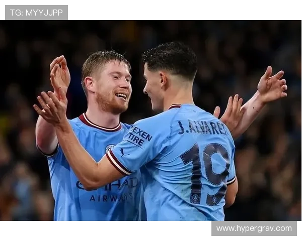 阿尔瓦雷斯与哈兰德替补登场表现稳健