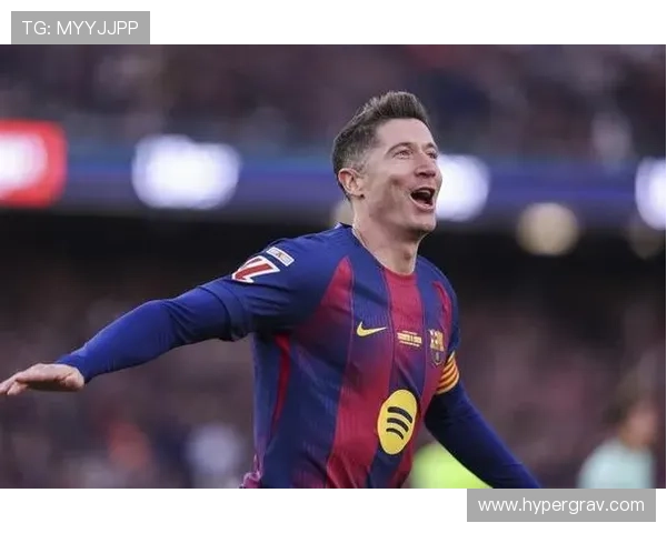 莱万多夫斯基长期巅峰进球效率解析：为何多年保持顶级水准