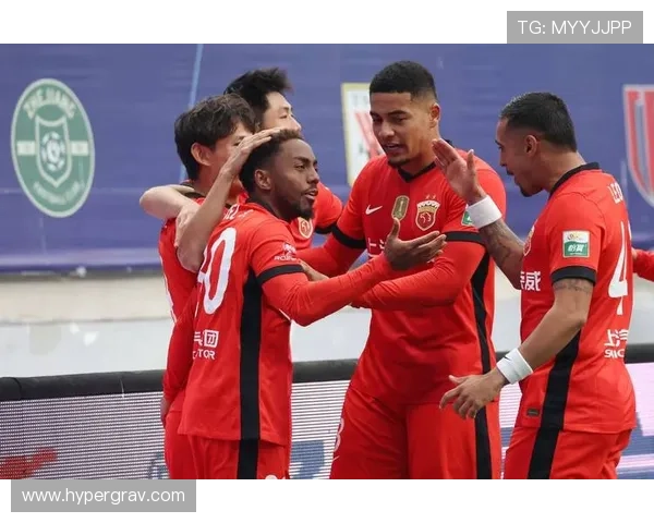 上海海港王朝根基尚浅,当前赛季持续统治力正面临新老交替考验 上海海港王朝根基尚浅,当前赛季持续统治力正面临新老交替考验